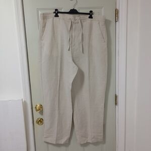 Cubavera Men's Cargo Pants in Light Beige